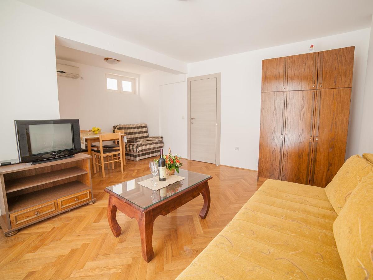 Apartments Ivan Petrovac الغرفة الصورة